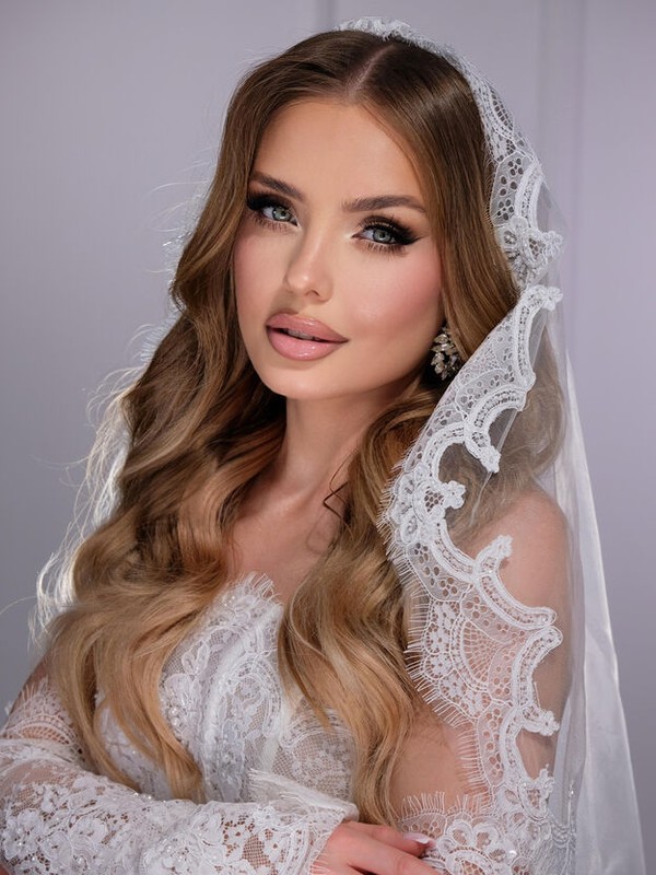 Modern Chic - makeup by Nala